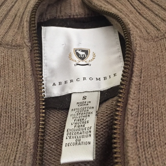 Abercrombie and Fitch Women’s Sweater-Size (S) - Picture 2 of 5